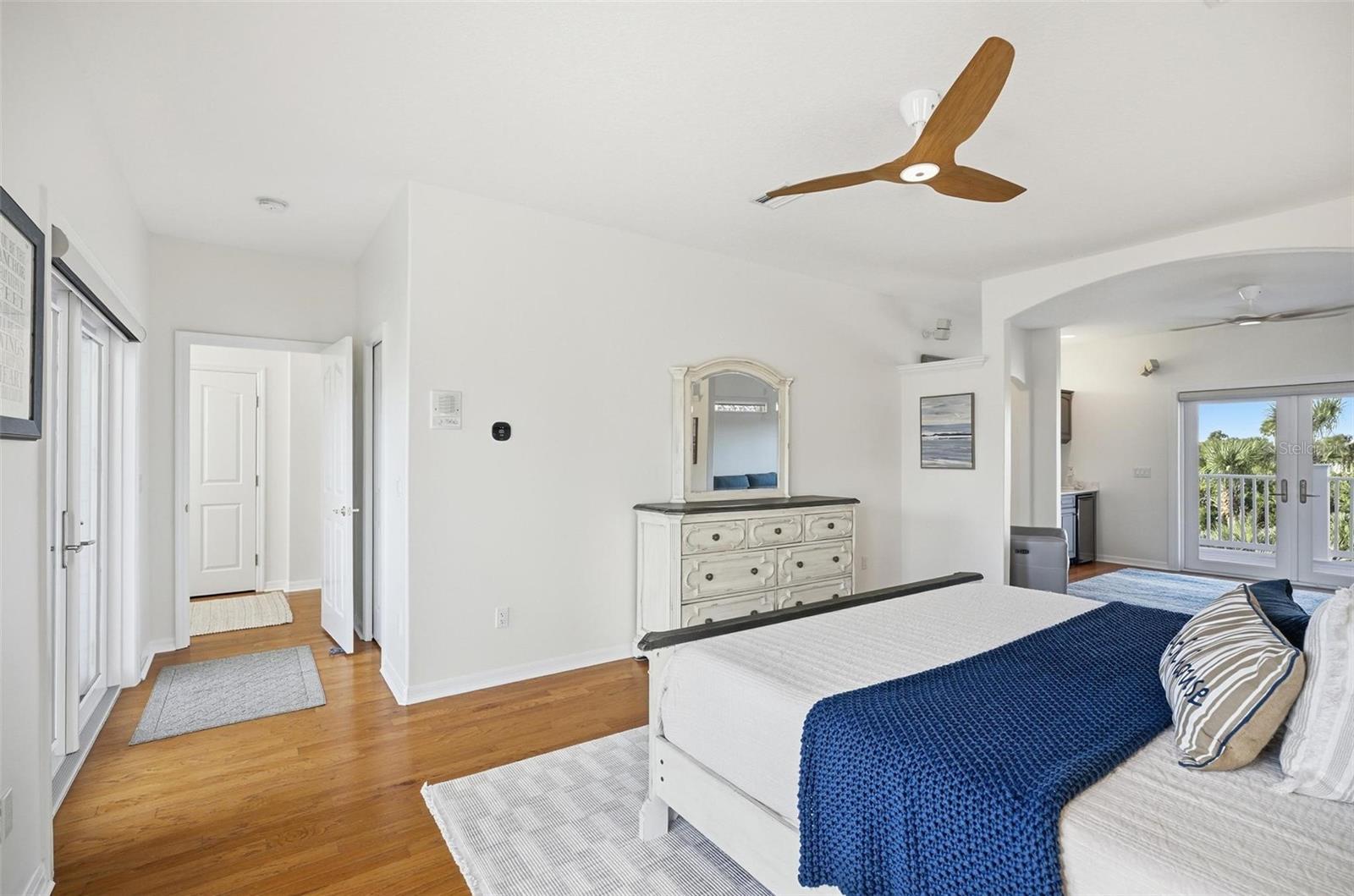 Image 19 of 98 For 3298 Ocean Shore Boulevard