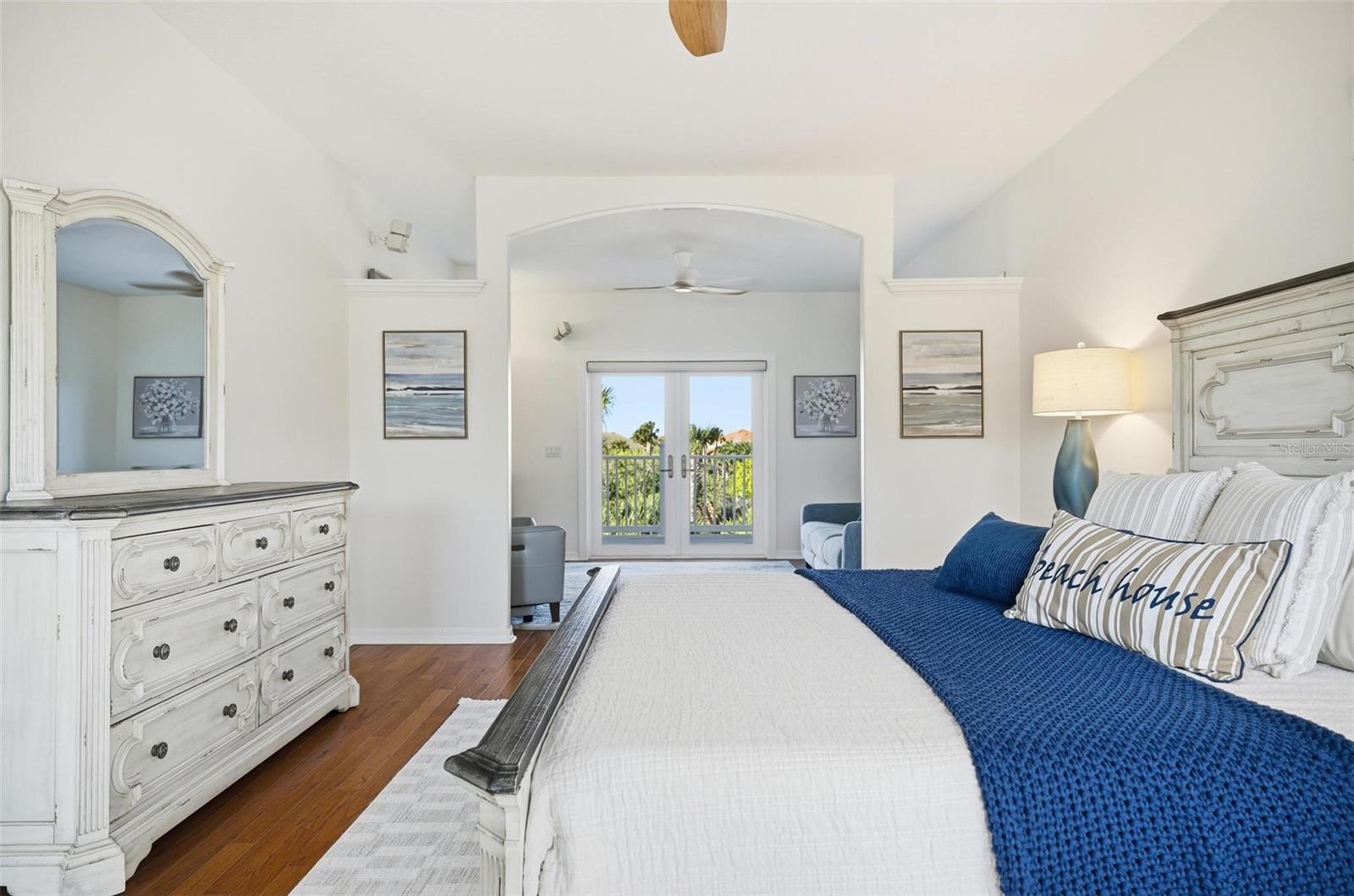 Image 22 of 98 For 3298 Ocean Shore Boulevard