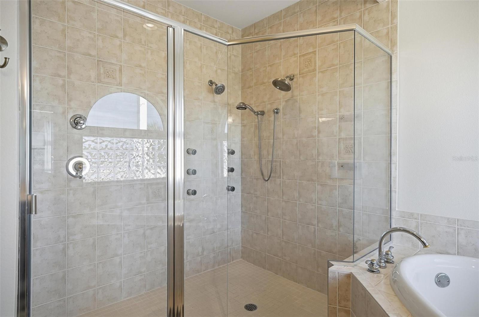 Image 32 of 98 For 3298 Ocean Shore Boulevard