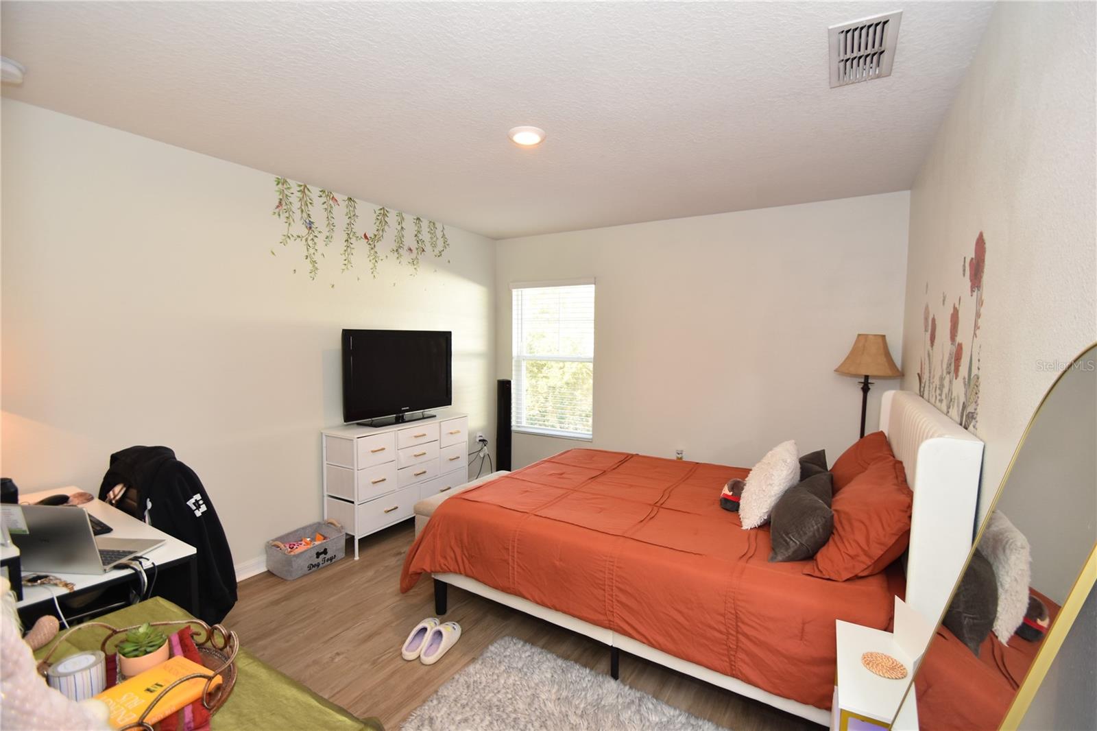 Image 13 of 33 For 5 Rainstone Lane