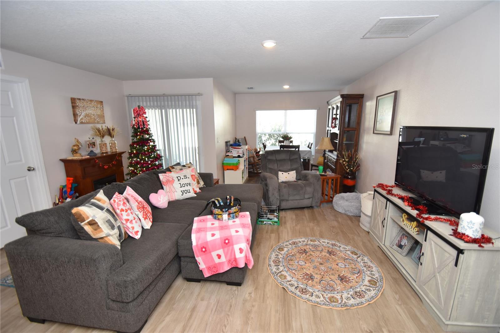 Image 9 of 33 For 5 Rainstone Lane