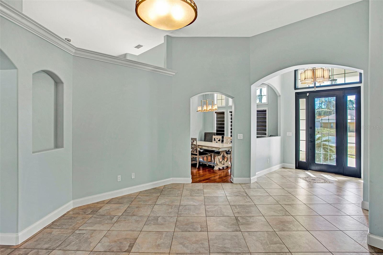 Image 11 of 44 For 5 Zaun Court