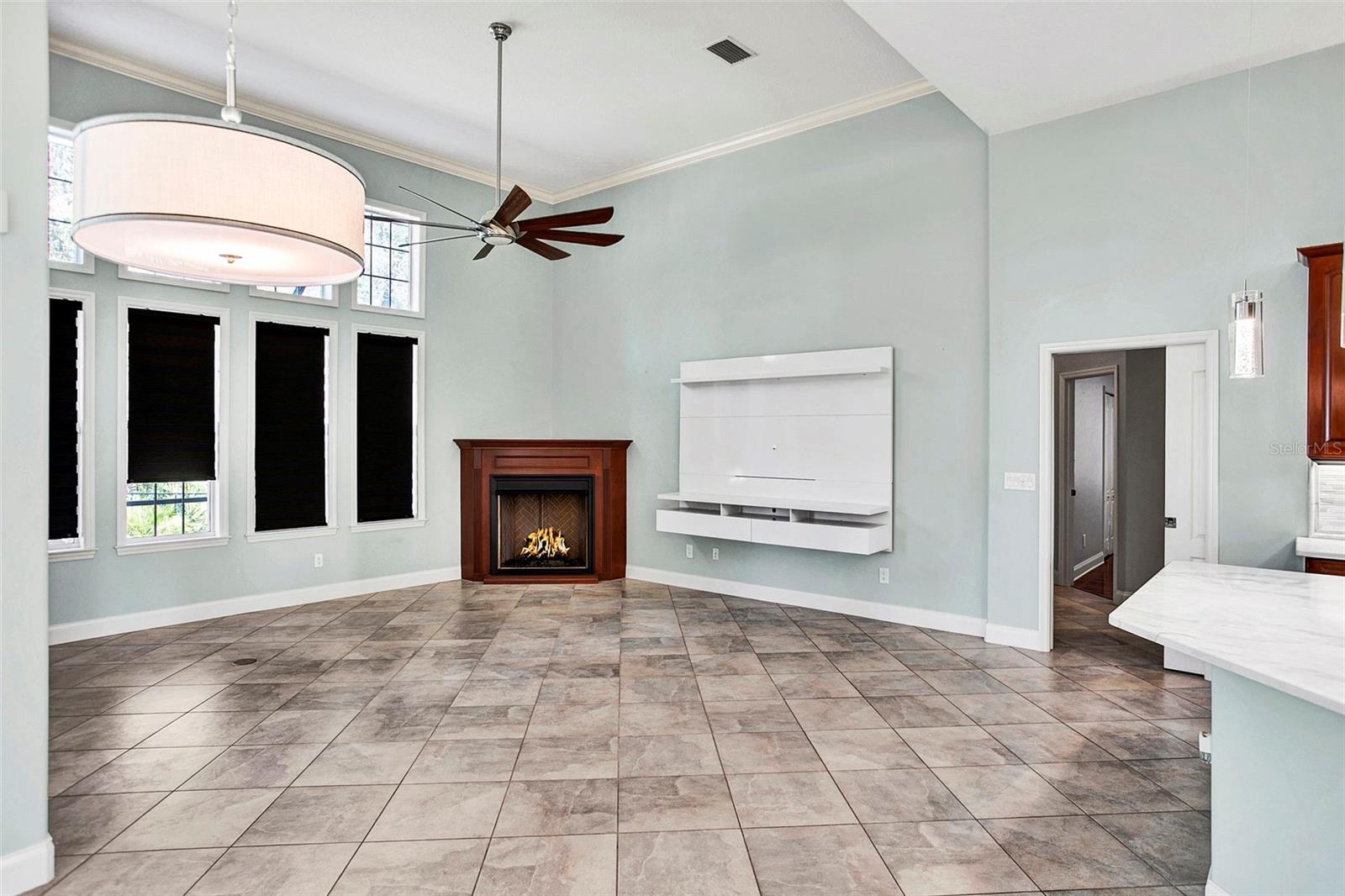 Image 12 of 44 For 5 Zaun Court