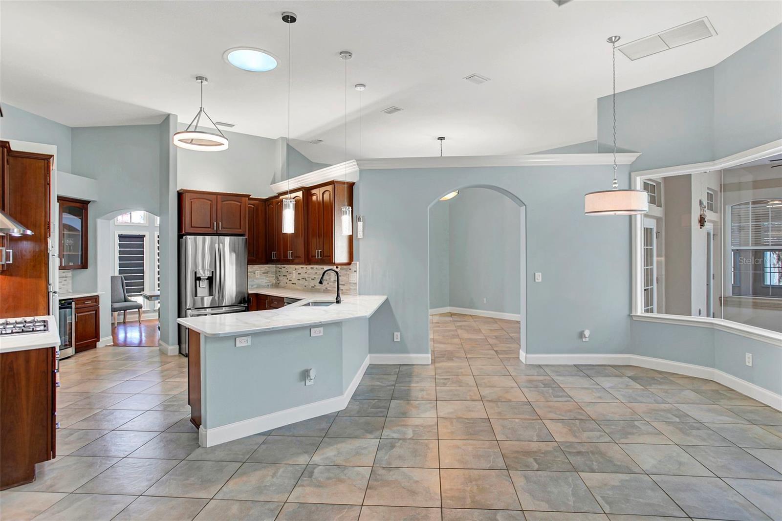 Image 16 of 44 For 5 Zaun Court