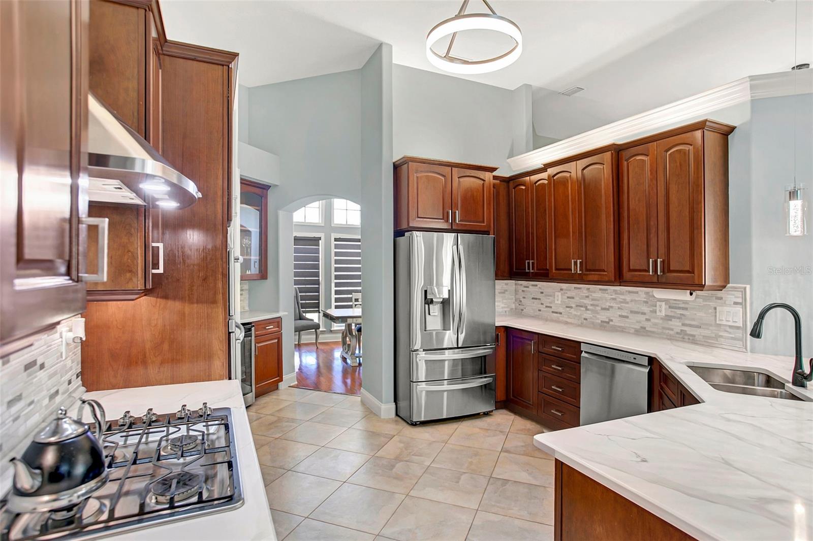 Image 18 of 44 For 5 Zaun Court