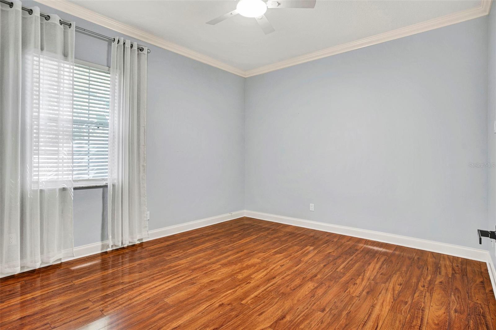 Image 28 of 44 For 5 Zaun Court