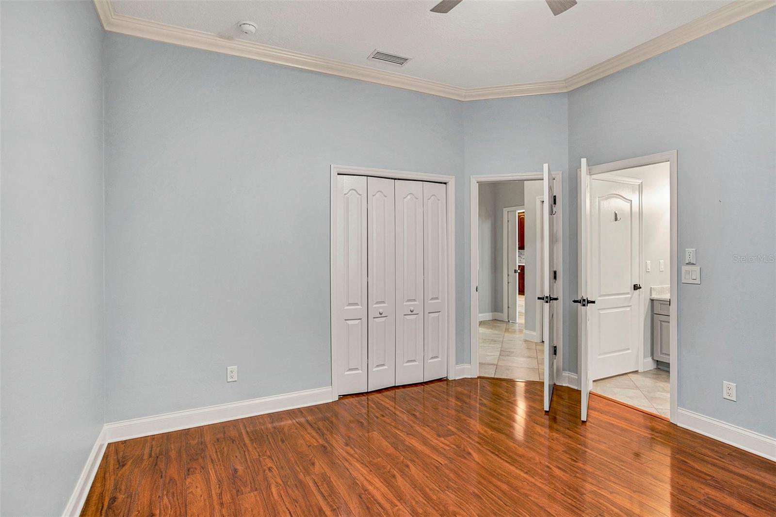 Image 29 of 44 For 5 Zaun Court