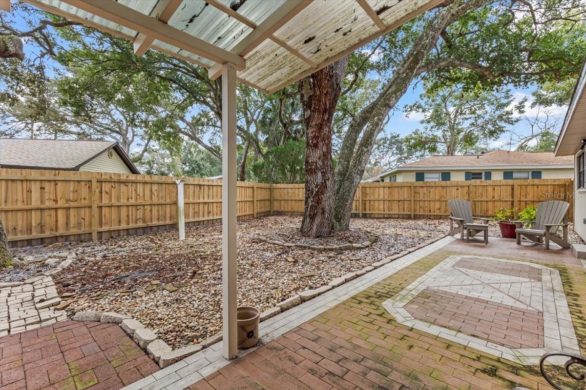 Image 41 of 49 For 923 Northbrook Drive