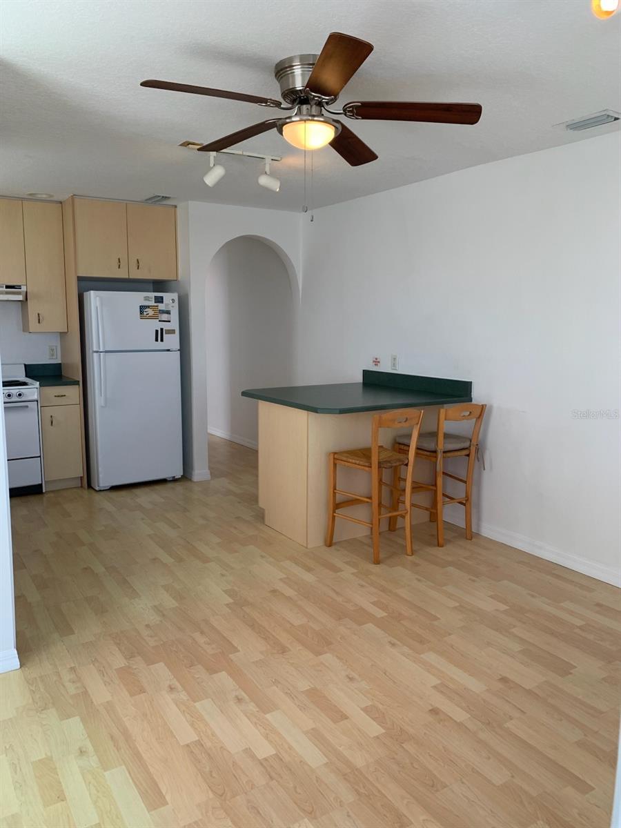 Image 6 of 13 For 1908 Ocean Shore Boulevard A