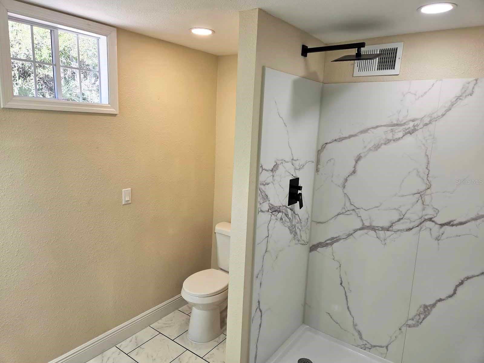 Image 18 of 20 For 103 Beech Street