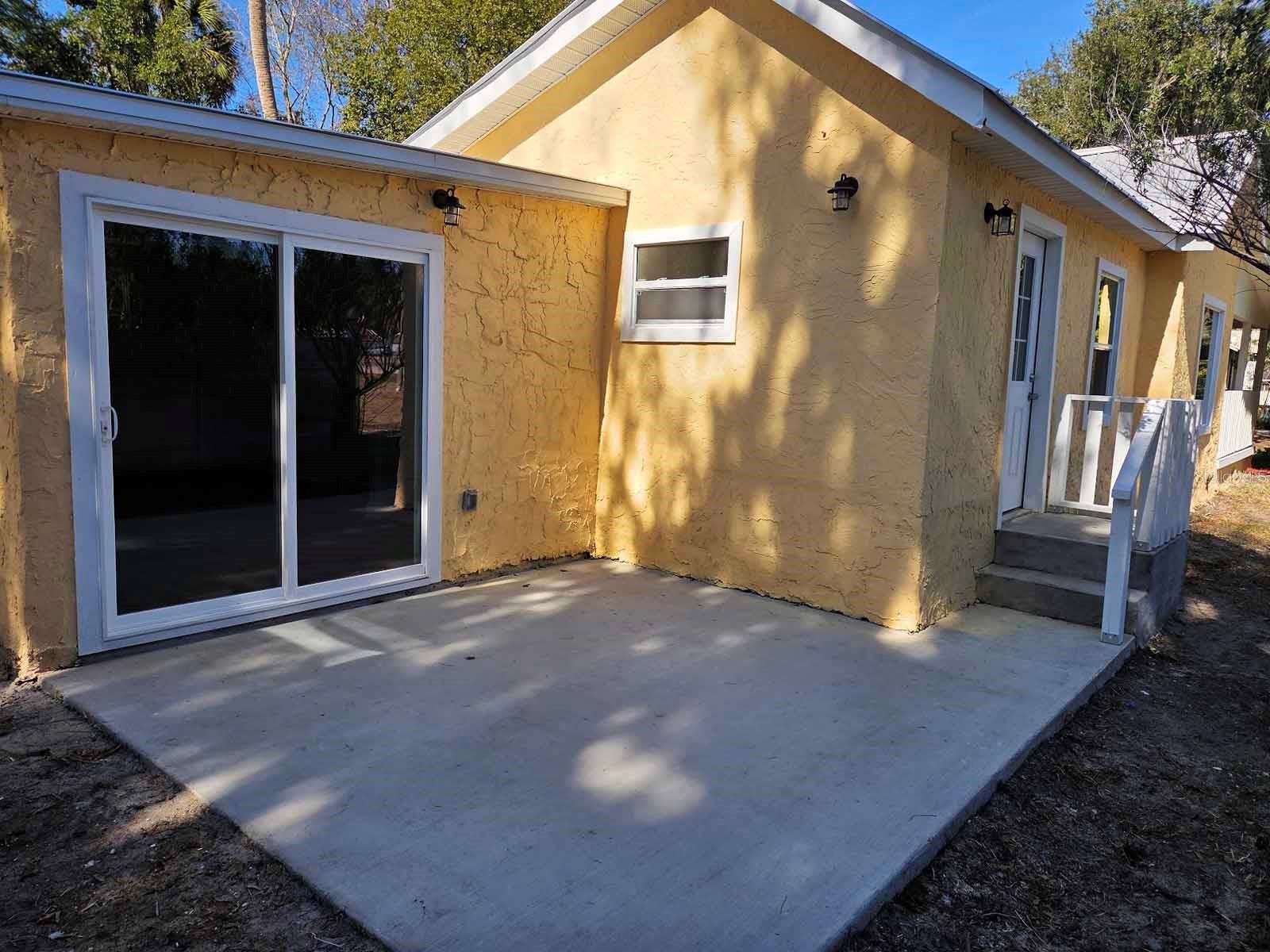 Image 4 of 20 For 103 Beech Street