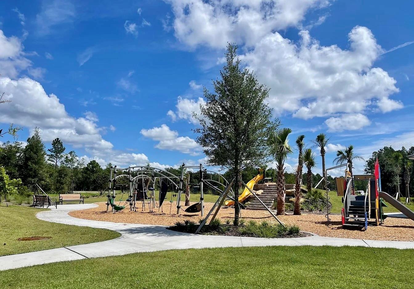 Image 32 of 39 For 46 Axel Falls Drive