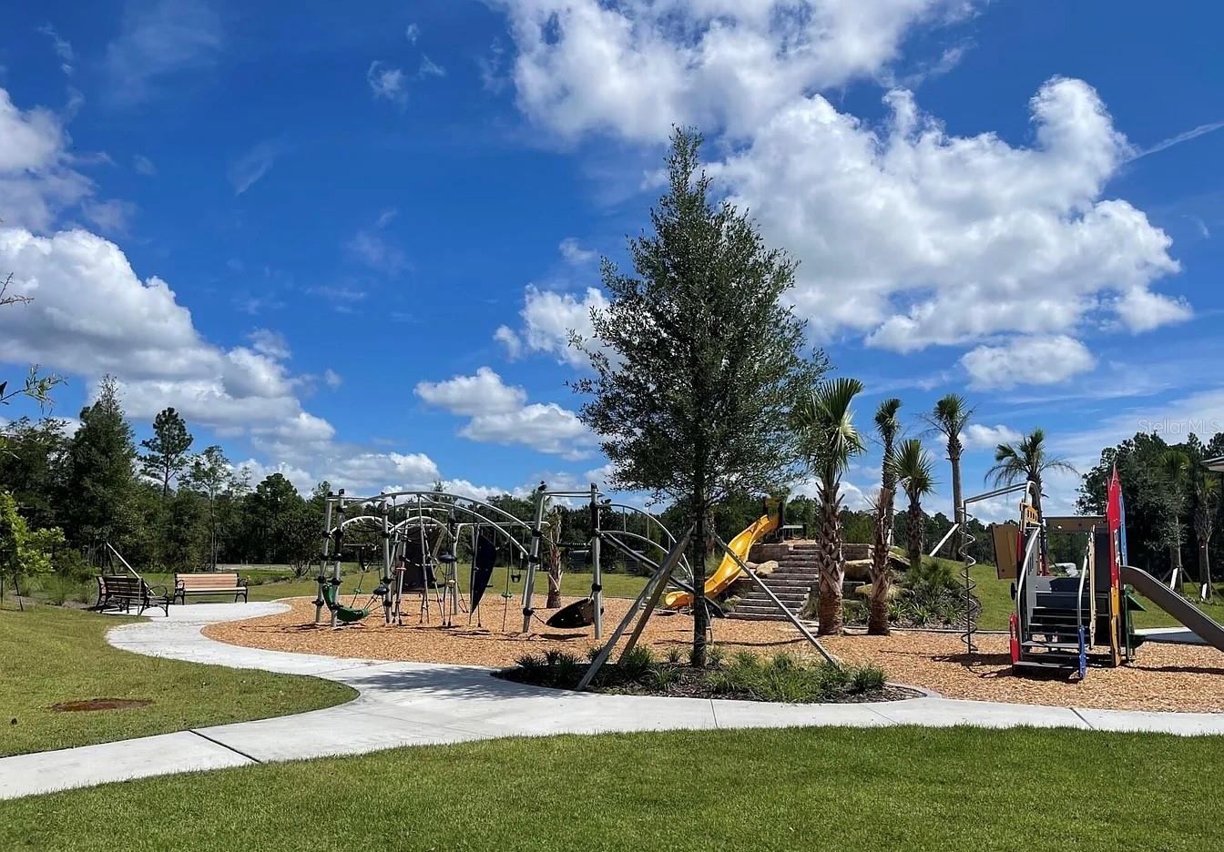 Image 4 of 39 For 46 Axel Falls Drive