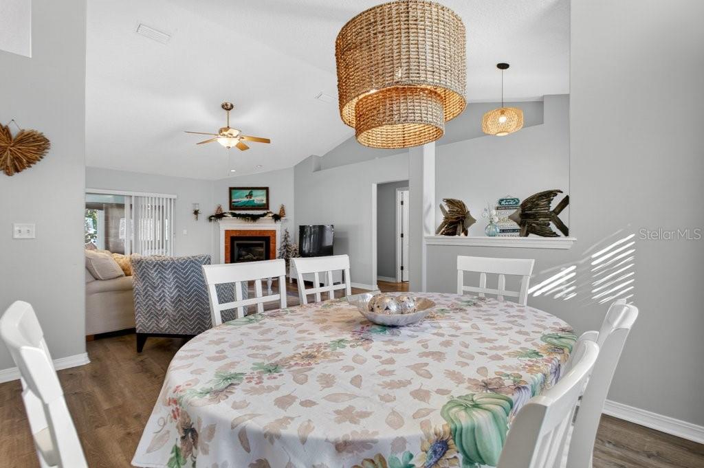 Image 11 of 67 For 254 Basque Road