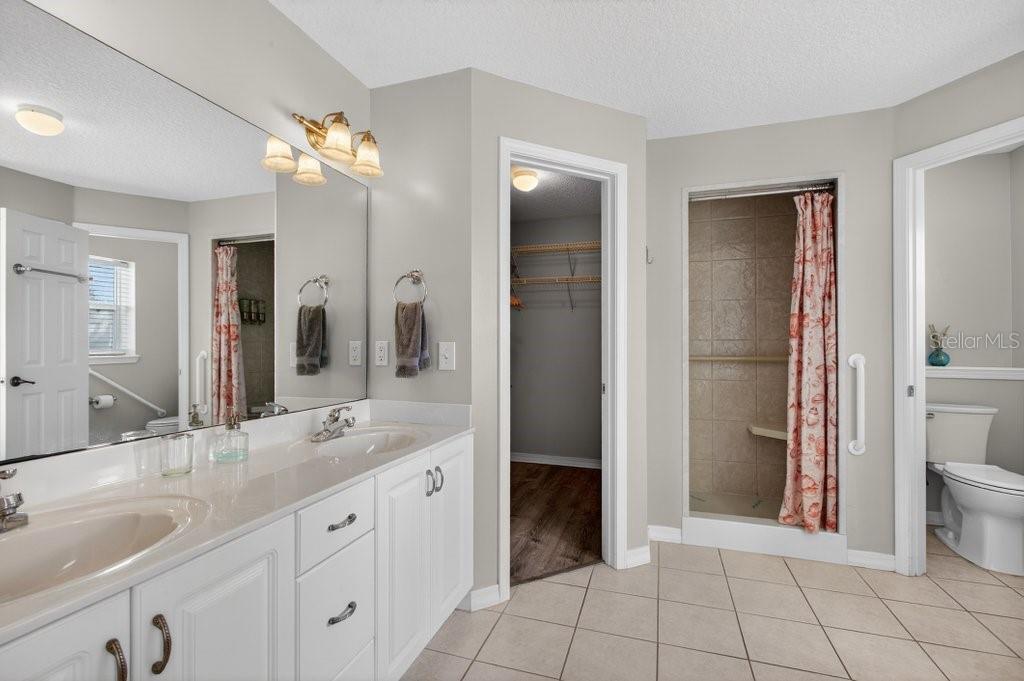 Image 26 of 67 For 254 Basque Road