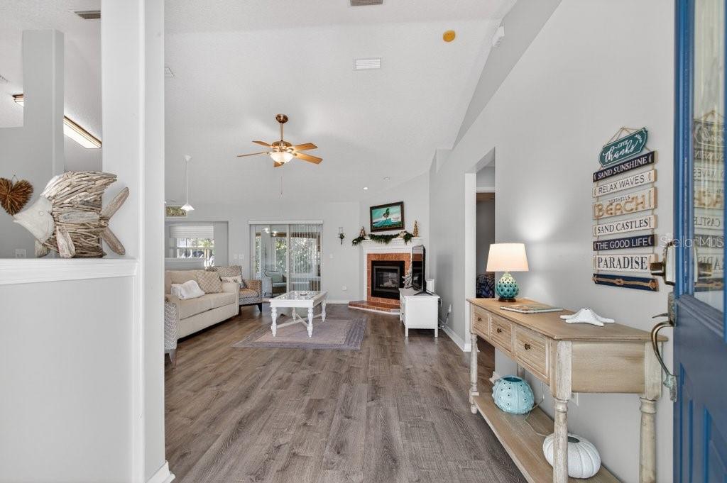 Image 6 of 67 For 254 Basque Road