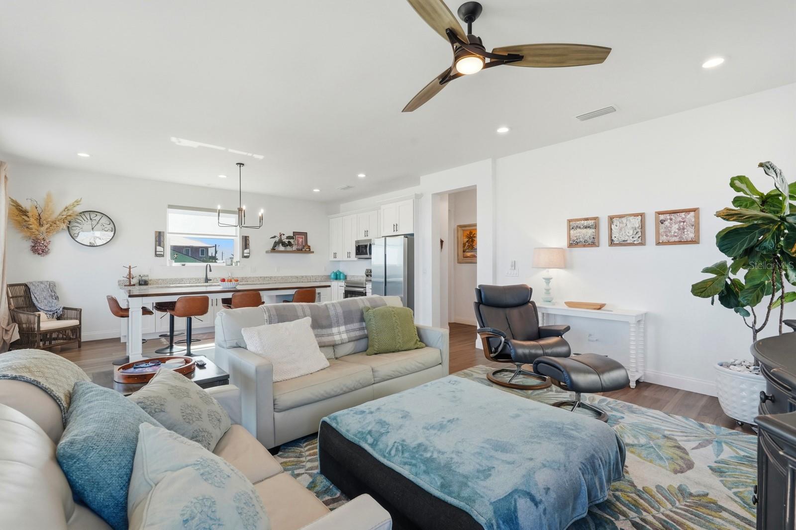 Image 22 of 79 For 2044 Ocean Shore Boulevard