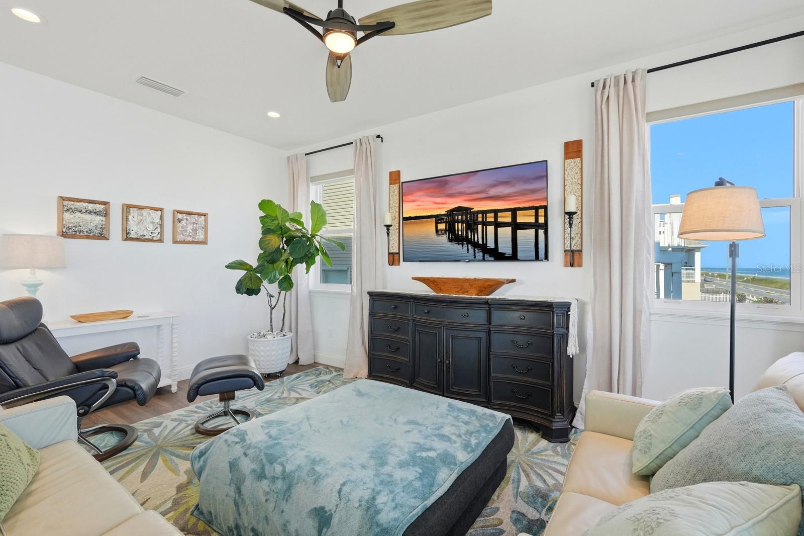 Image 24 of 79 For 2044 Ocean Shore Boulevard