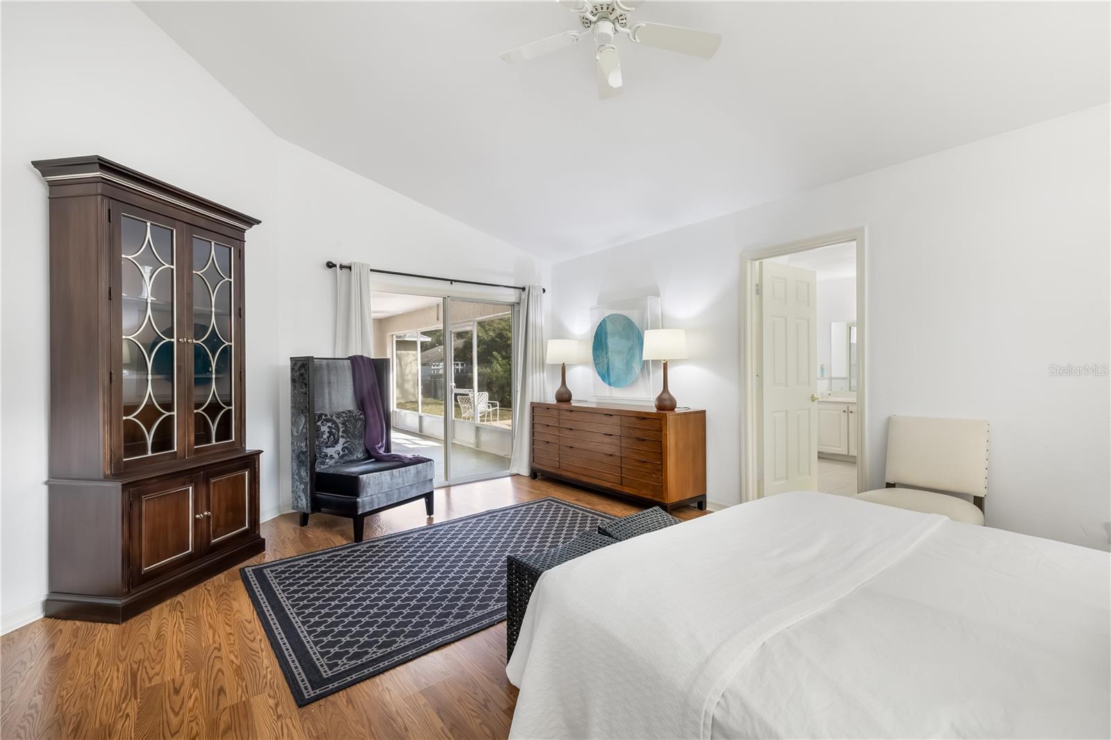 Image 14 of 41 For 9 Sherrington Drive