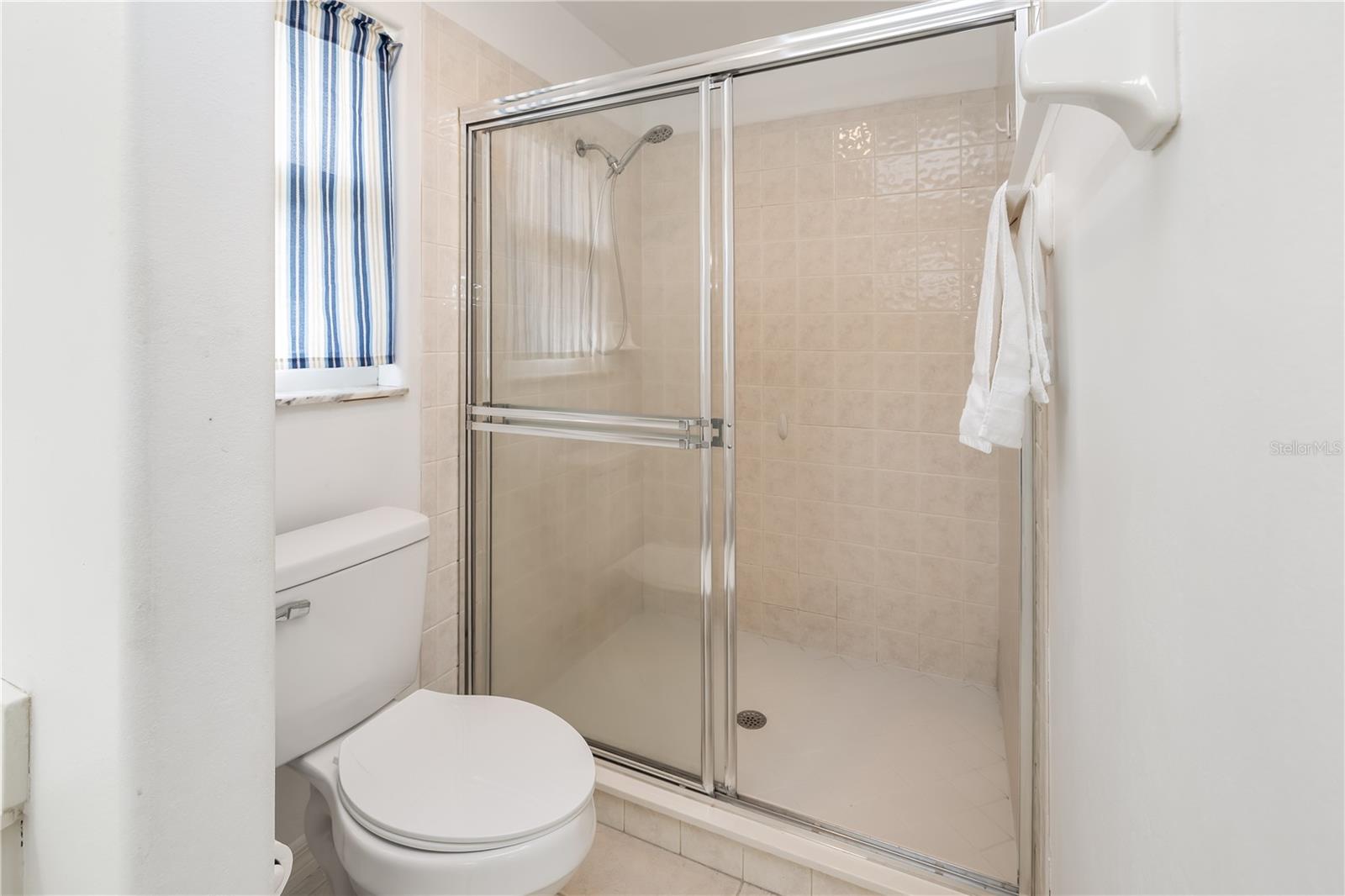 Image 18 of 41 For 9 Sherrington Drive