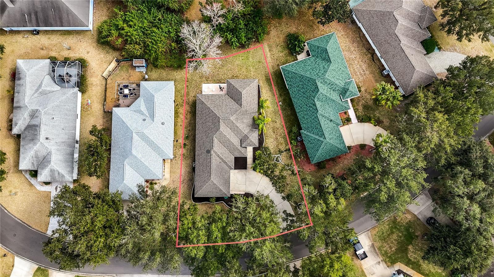 Image 35 of 41 For 9 Sherrington Drive