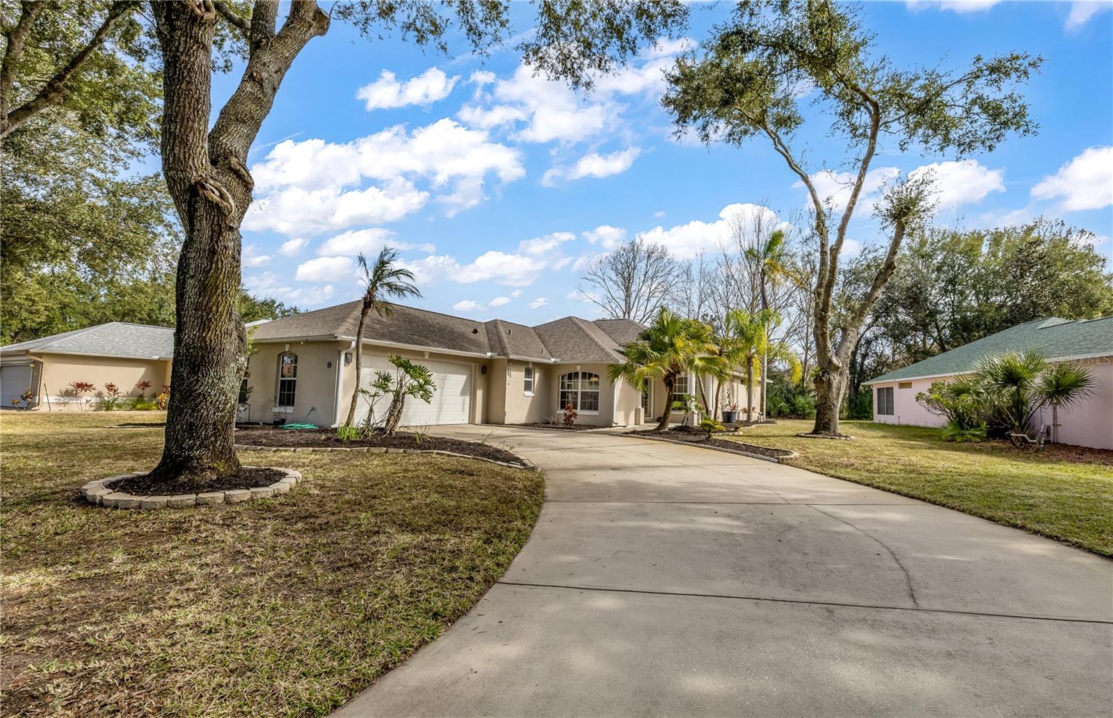 Image 37 of 41 For 9 Sherrington Drive