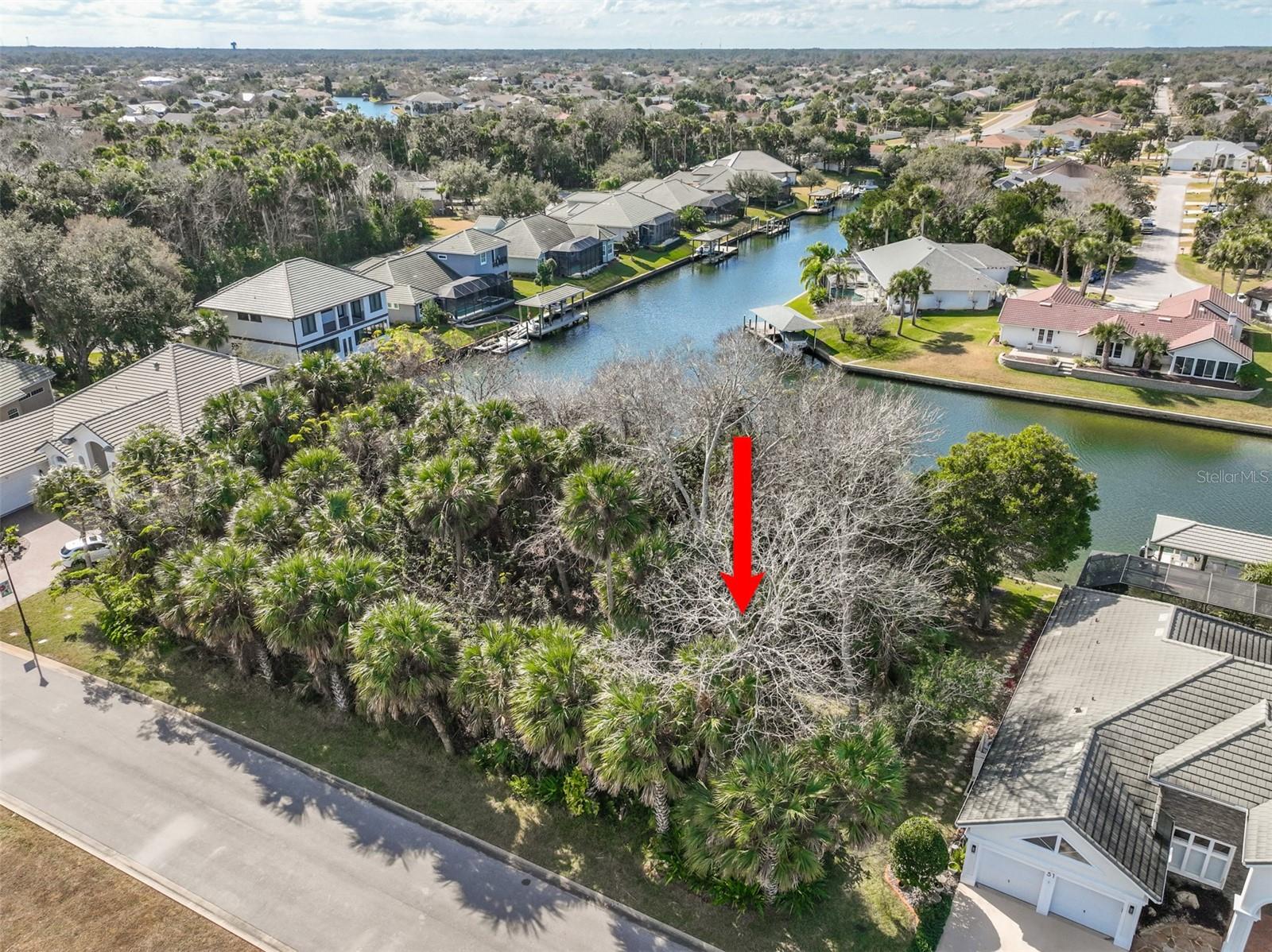 Image 16 of 43 For 49 Longview Way N