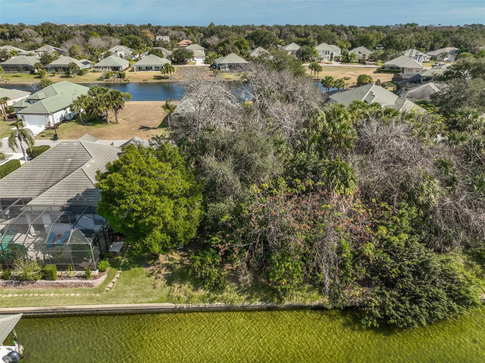 Image 4 of 43 For 49 Longview Way N