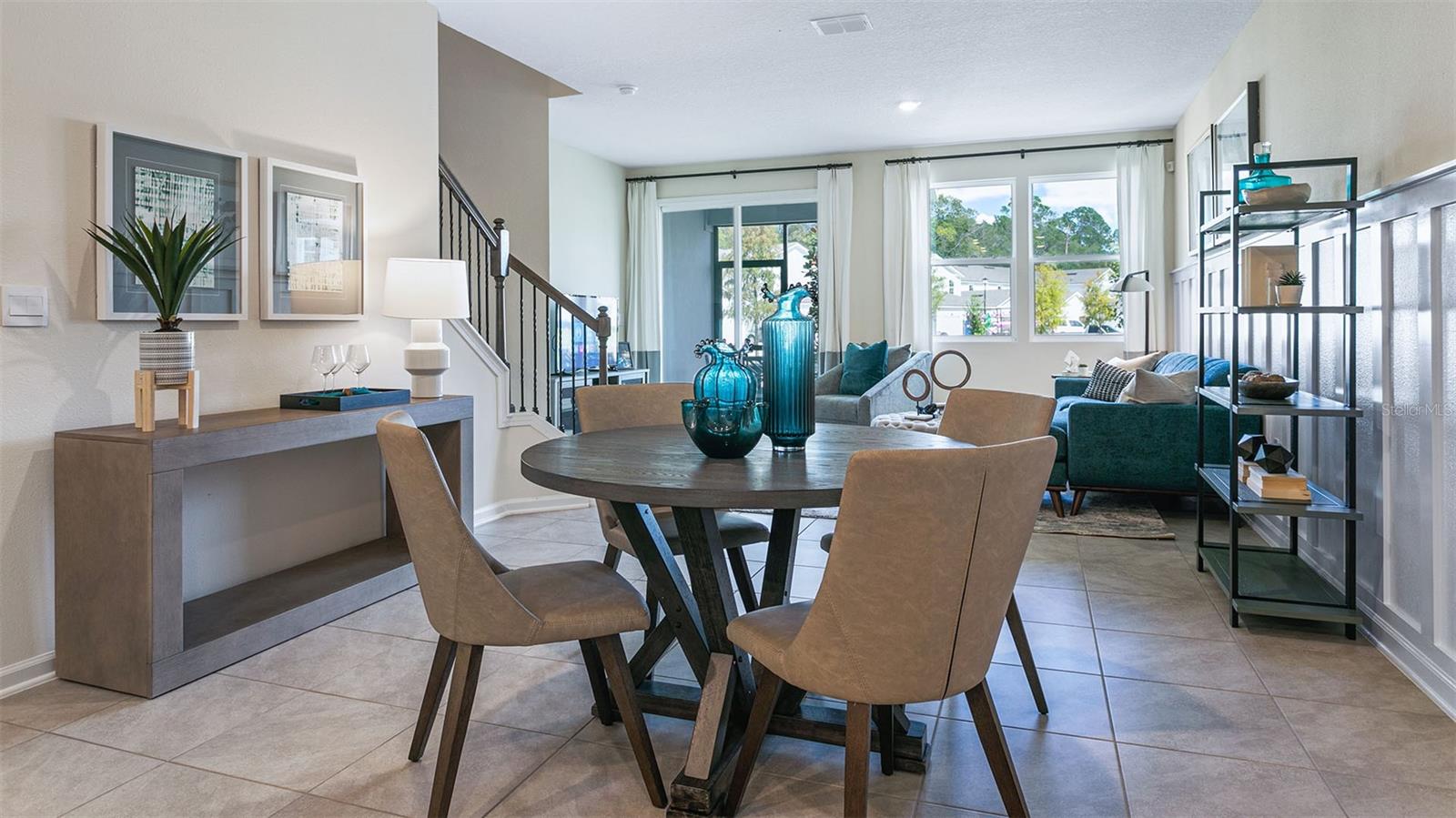 Image 6 of 45 For 32 Pasadena Drive