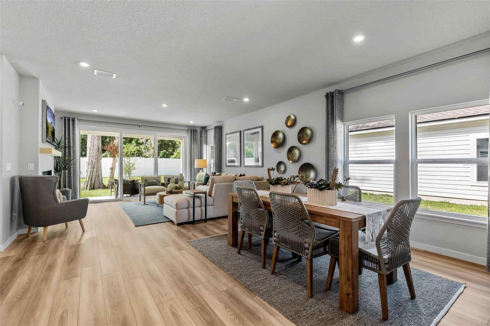 Image 2 of 36 For 1355 Ribbon Place