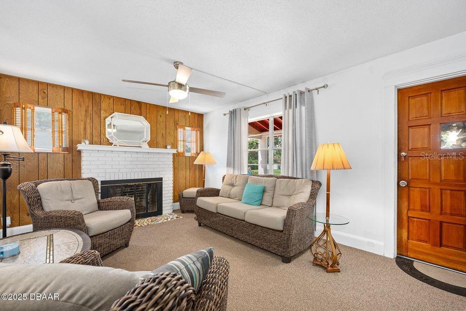 Image 14 of 50 For 918 Wild Olive Avenue