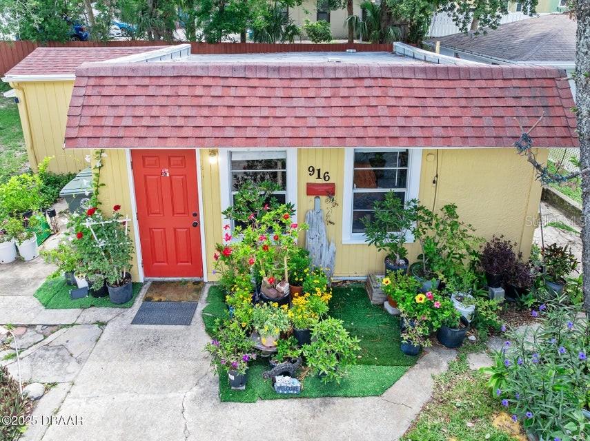 Image 30 of 50 For 918 Wild Olive Avenue