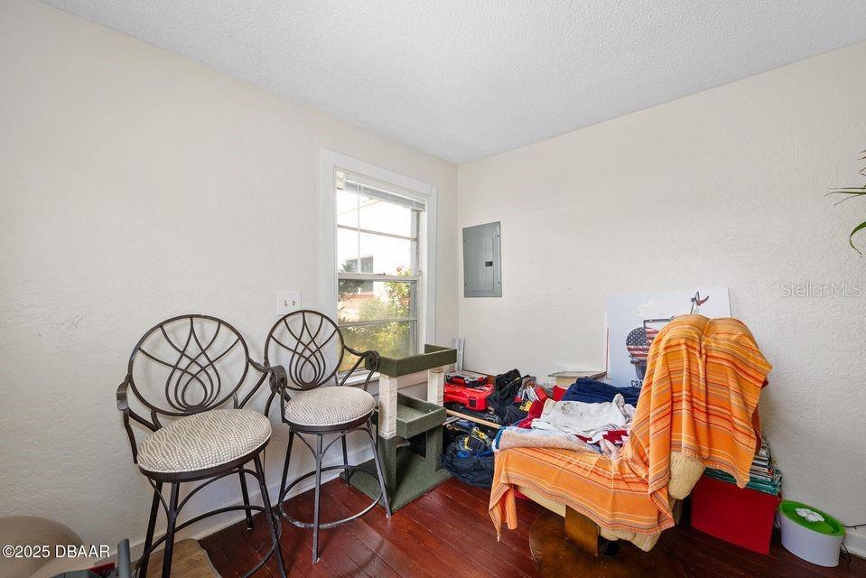 Image 39 of 50 For 918 Wild Olive Avenue