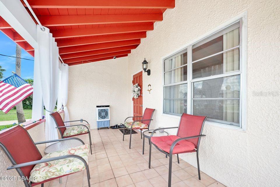 Image 5 of 50 For 918 Wild Olive Avenue