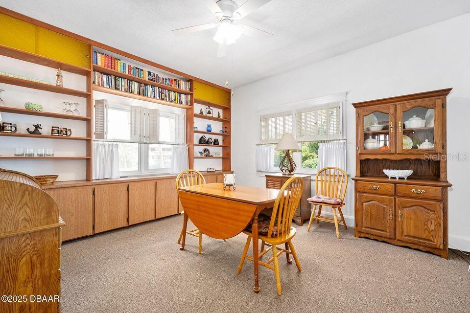 Image 7 of 50 For 918 Wild Olive Avenue