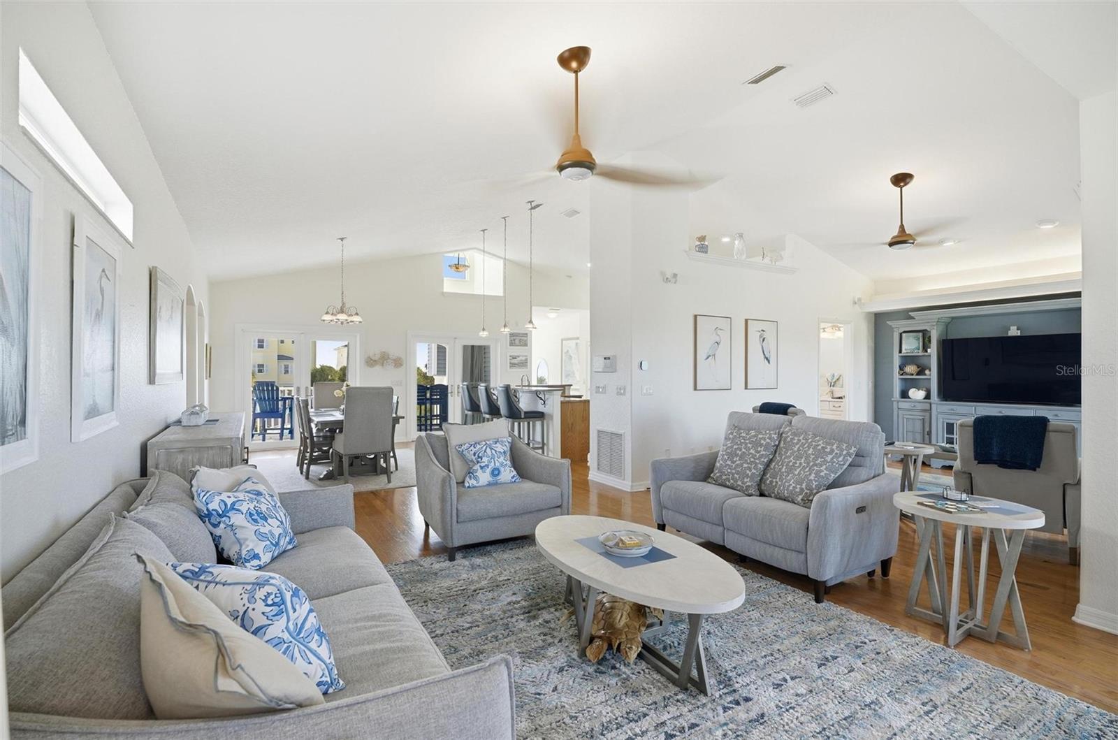 Image 32 of 48 For 3298 Ocean Shore Boulevard