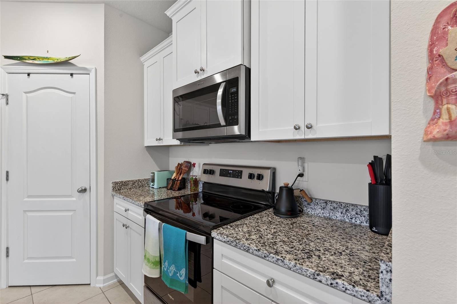 Image 5 of 34 For 194 Redbud Road