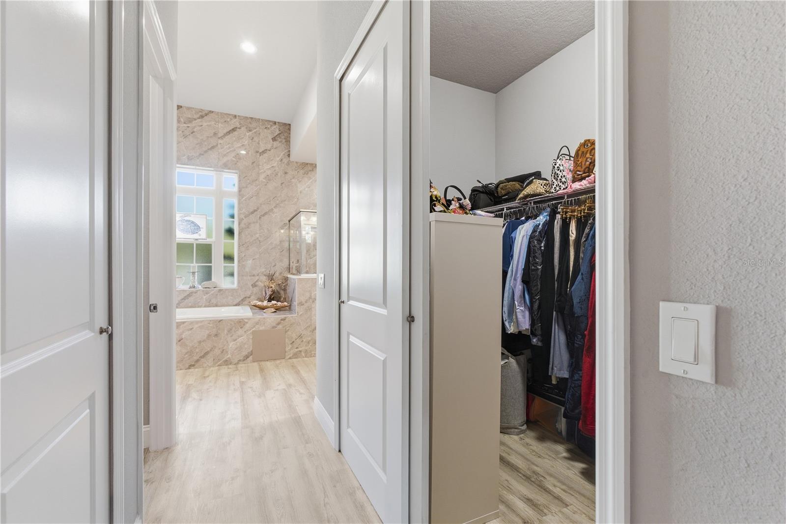 Image 22 of 50 For 35 Edgely Lane