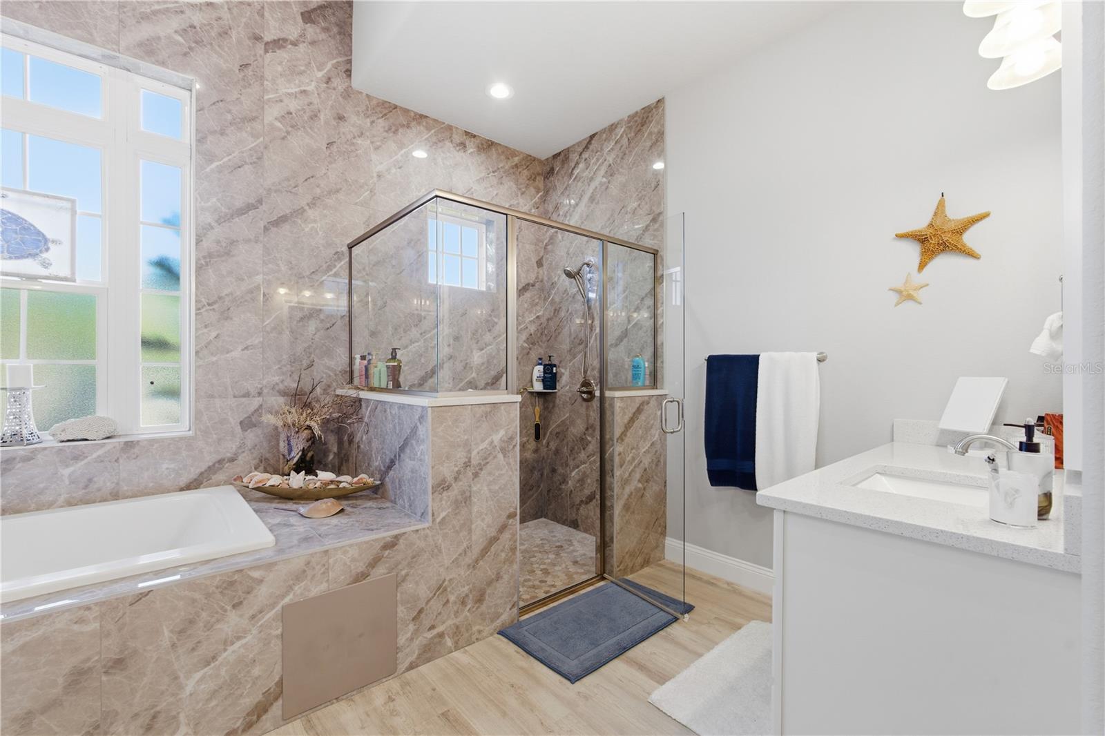 Image 23 of 50 For 35 Edgely Lane