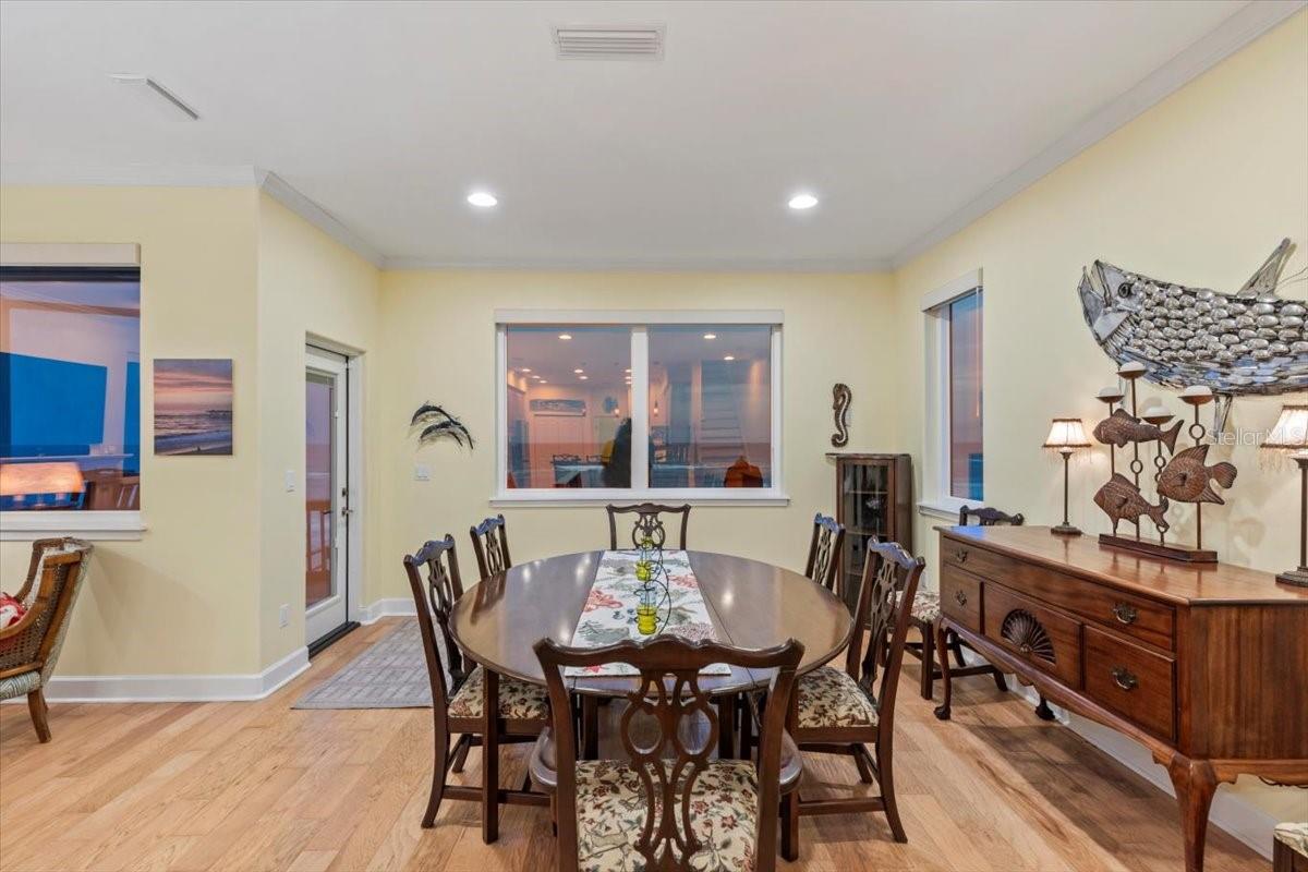 Image 4 of 100 For 3309 Ocean Shore Boulevard