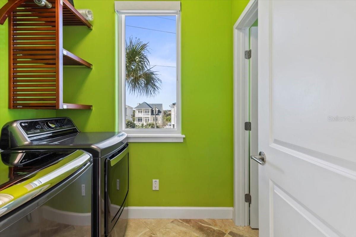 Image 47 of 100 For 3309 Ocean Shore Boulevard