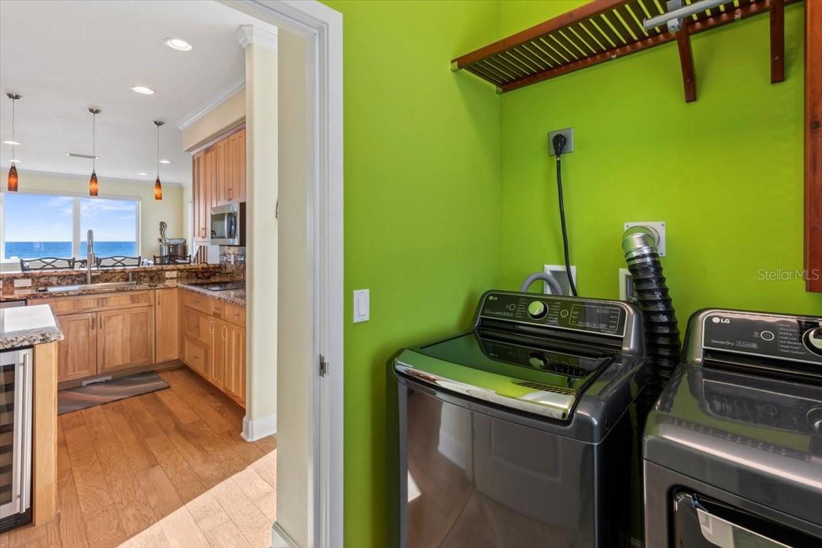 Image 49 of 100 For 3309 Ocean Shore Boulevard