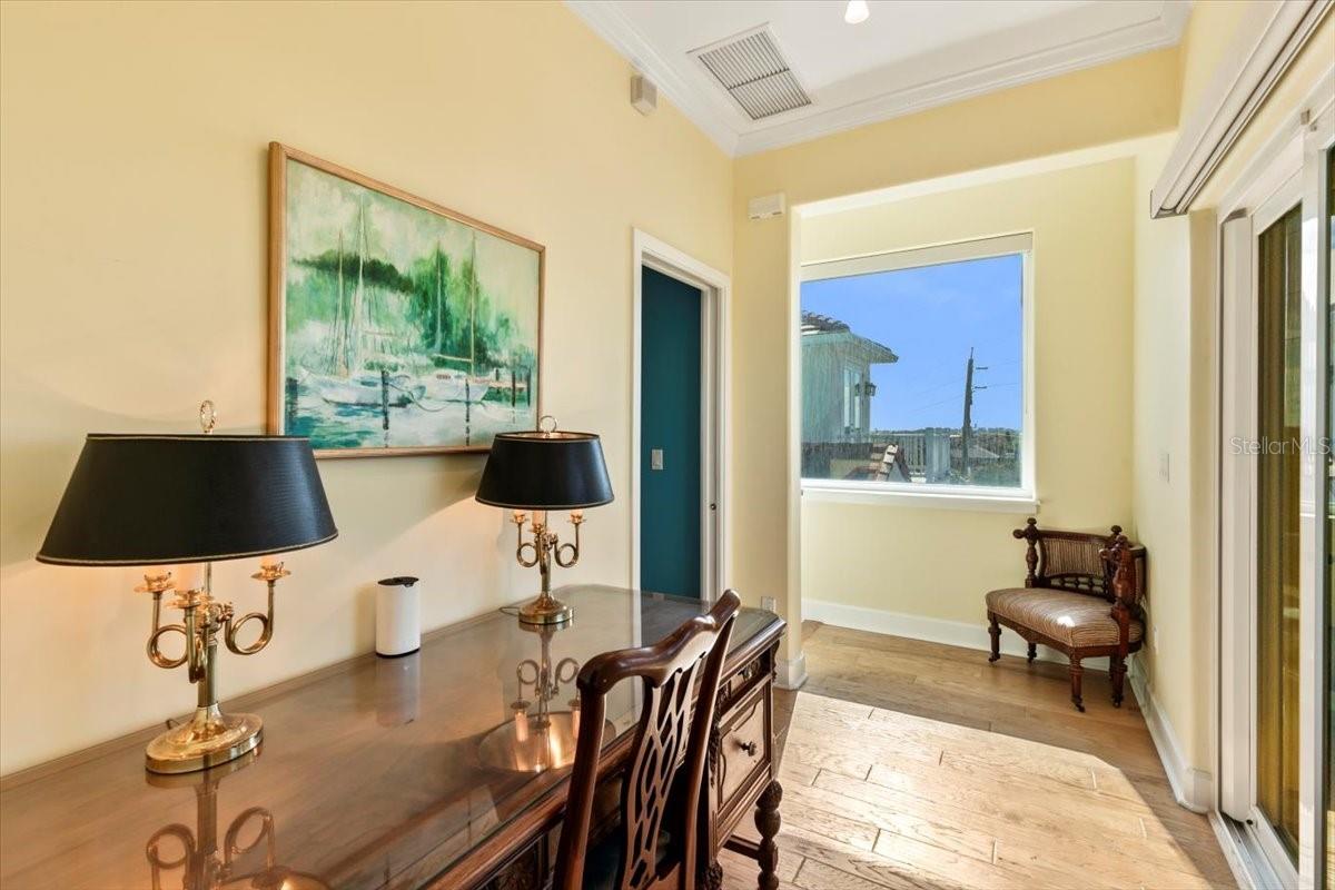 Image 57 of 100 For 3309 Ocean Shore Boulevard