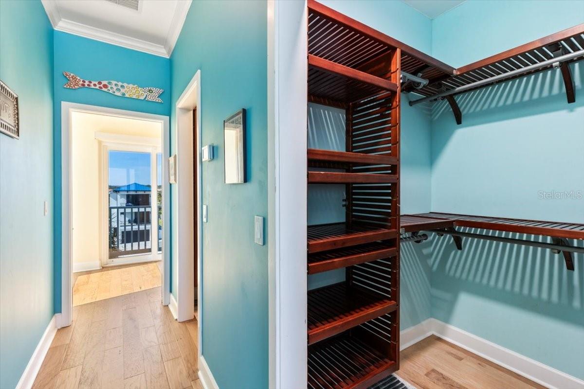 Image 72 of 100 For 3309 Ocean Shore Boulevard