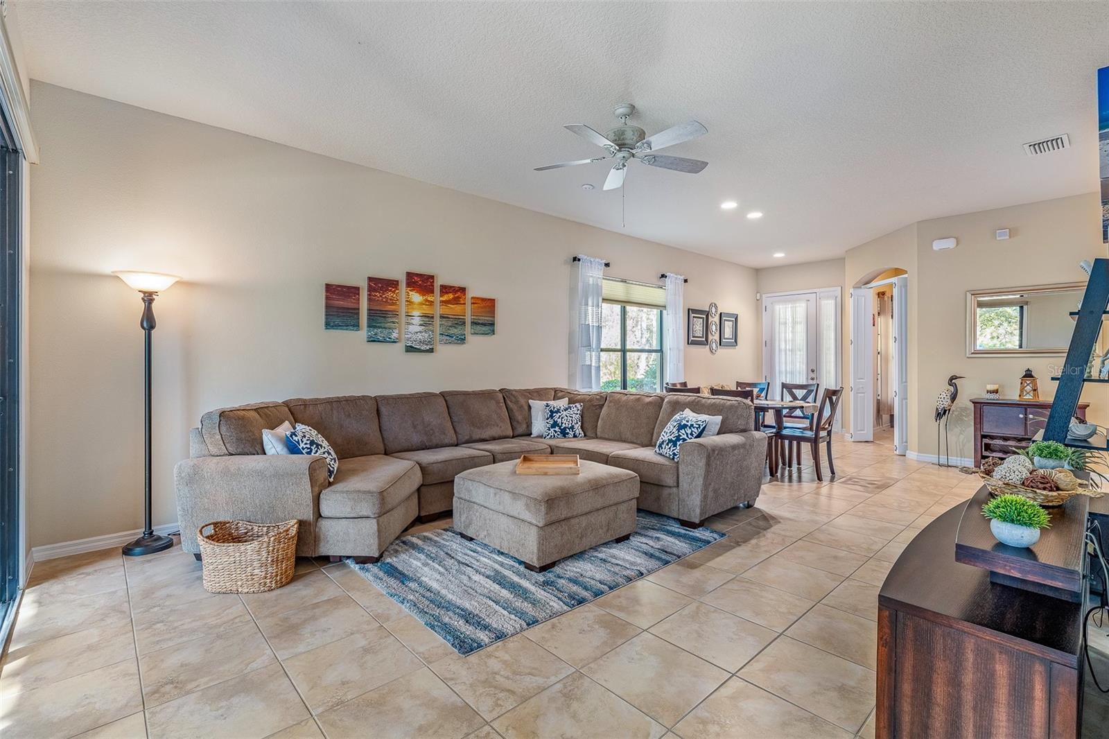 Image 14 of 75 For 1000 Kilkenny Lane