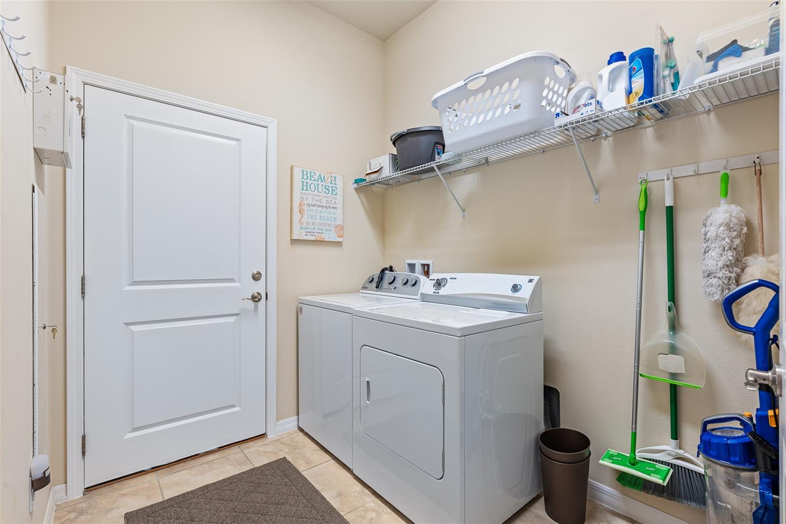 Image 31 of 75 For 1000 Kilkenny Lane