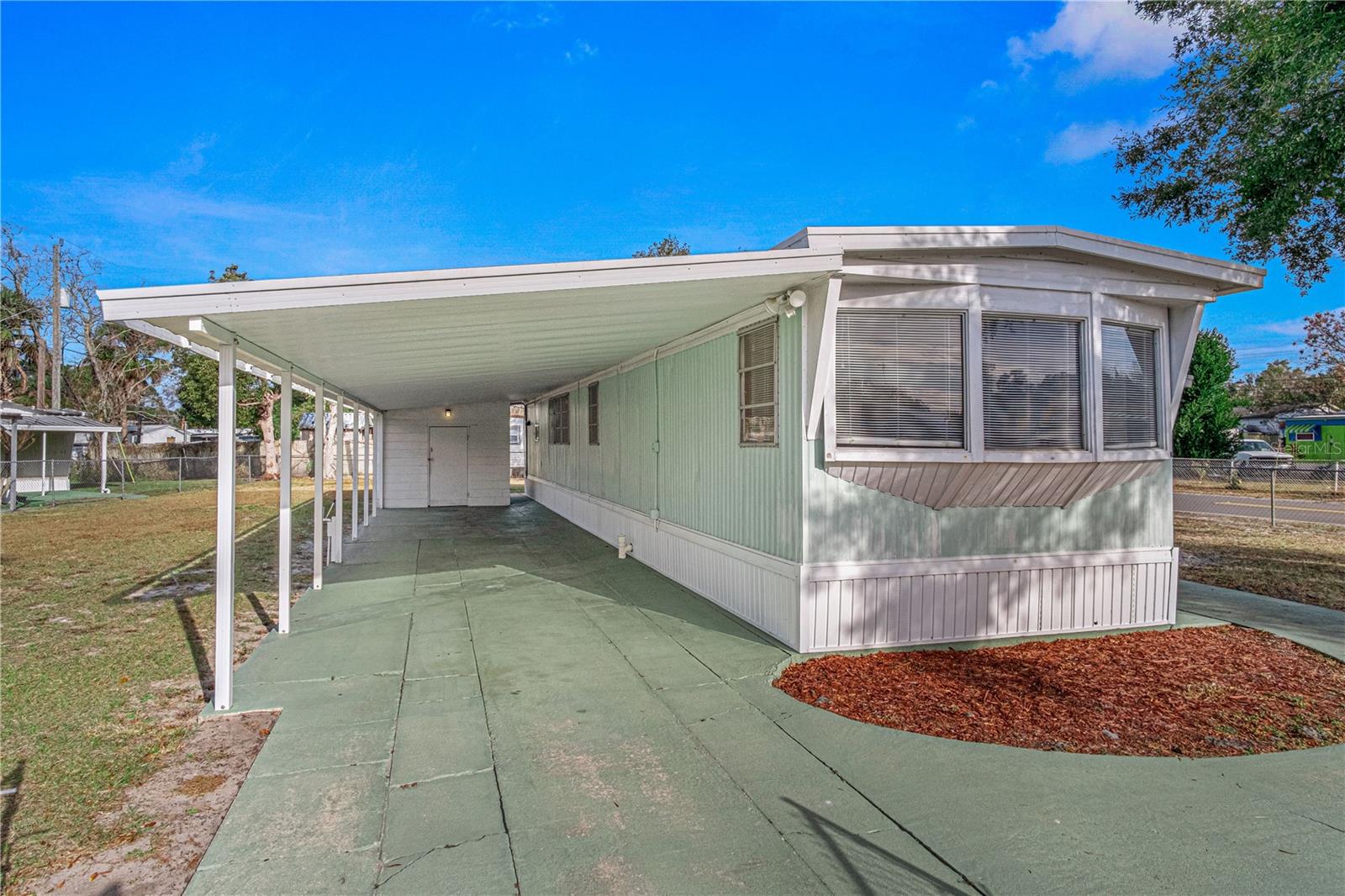 Image 14 of 20 For 1302 Arroyo Parkway