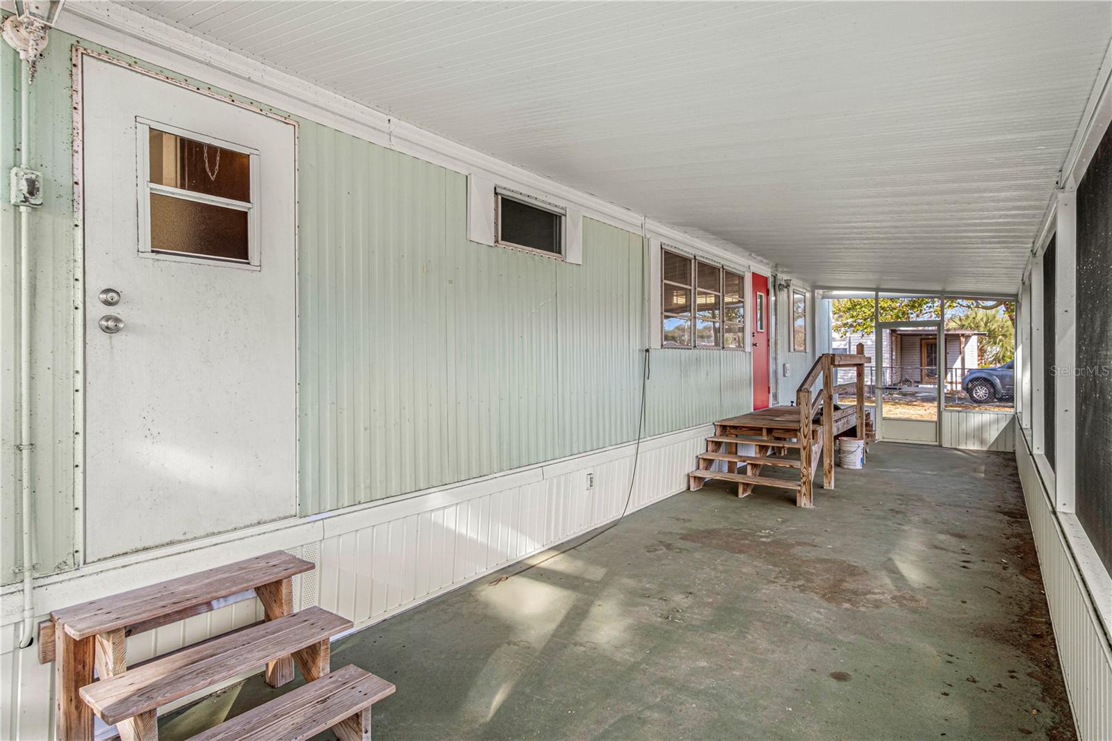 Image 19 of 20 For 1302 Arroyo Parkway