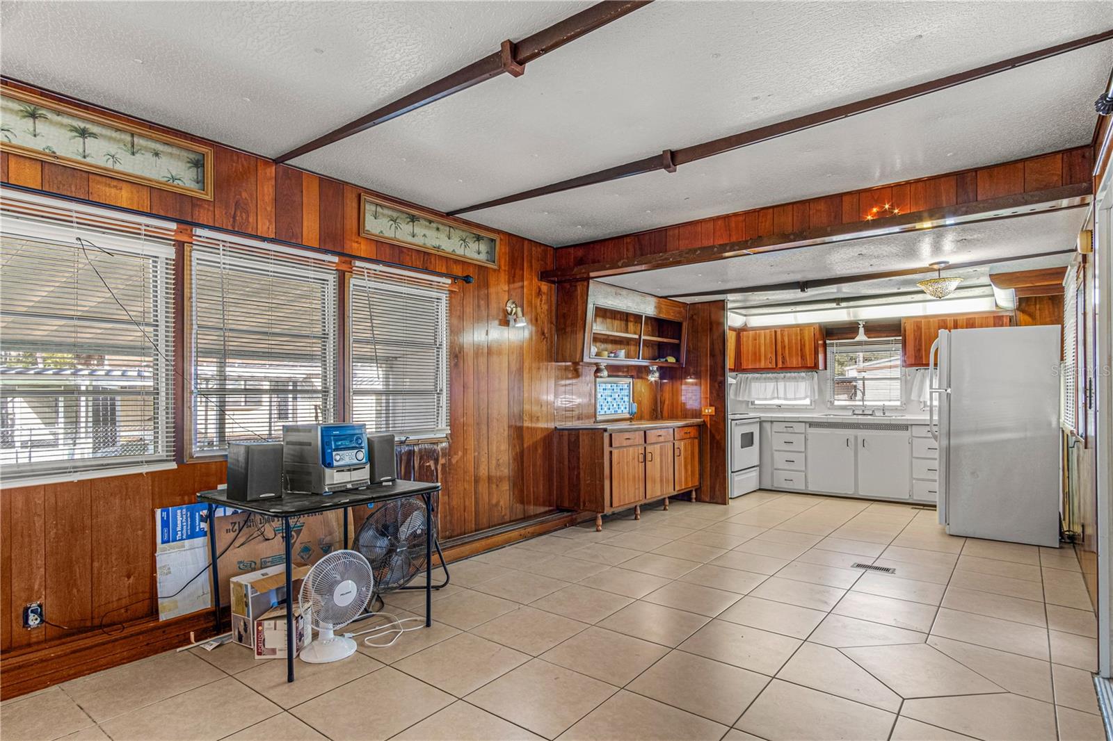 Image 7 of 20 For 1302 Arroyo Parkway