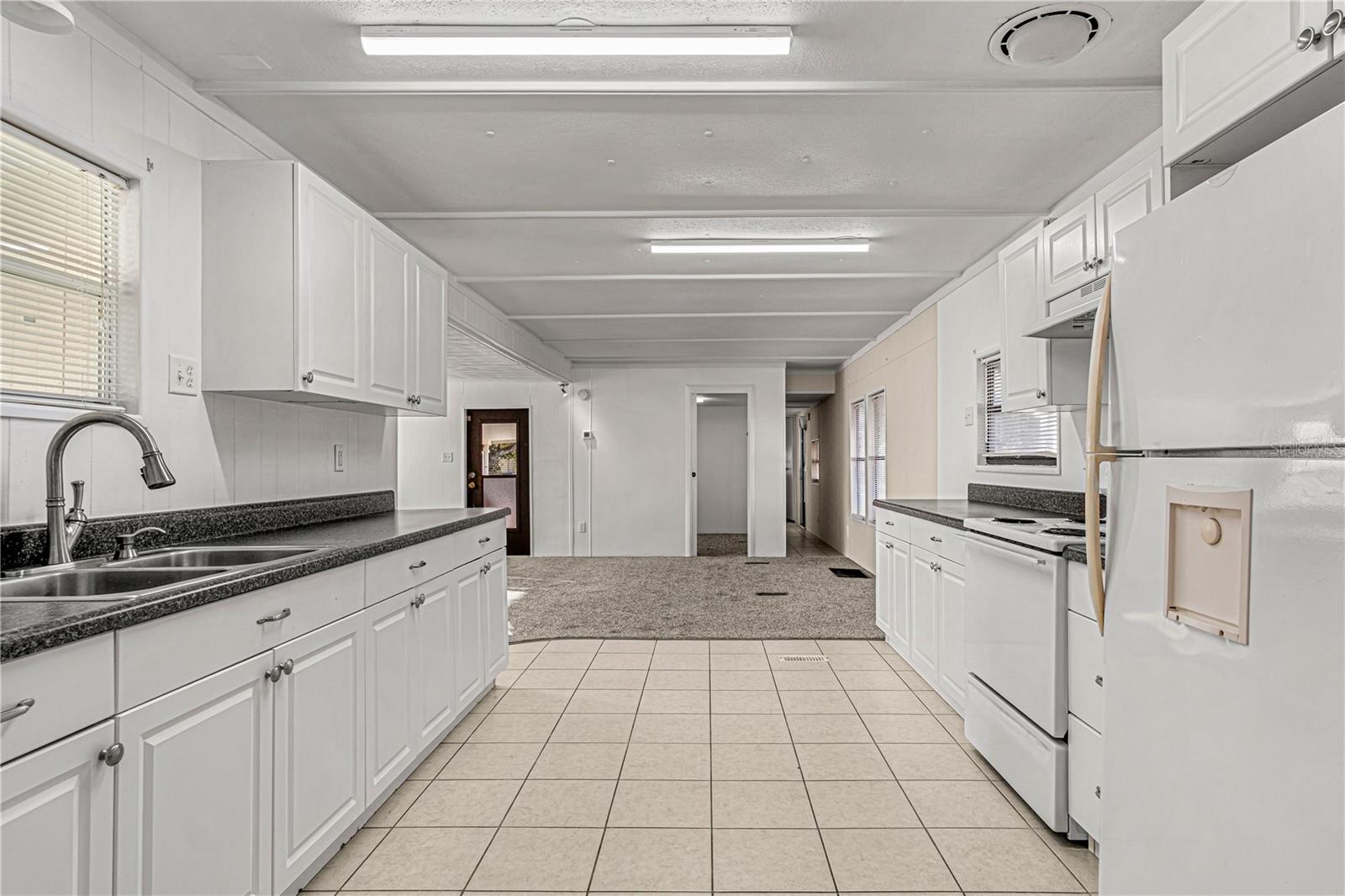 Image 9 of 20 For 1304 Arroyo Parkway